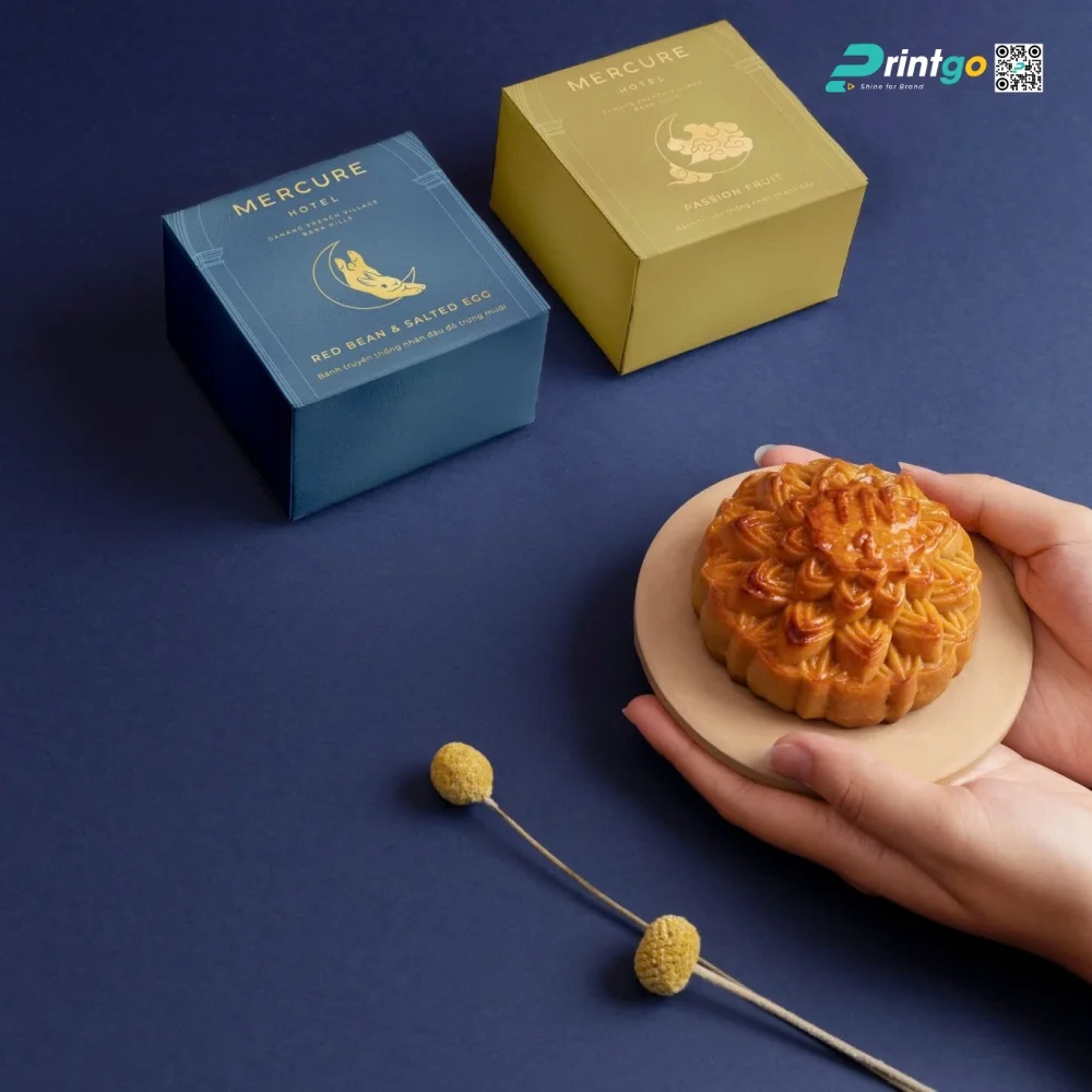 Hộp bánh trung thu Mercure Da Nang: hộp con làm từ chất liệu giấy ivory cao cấp