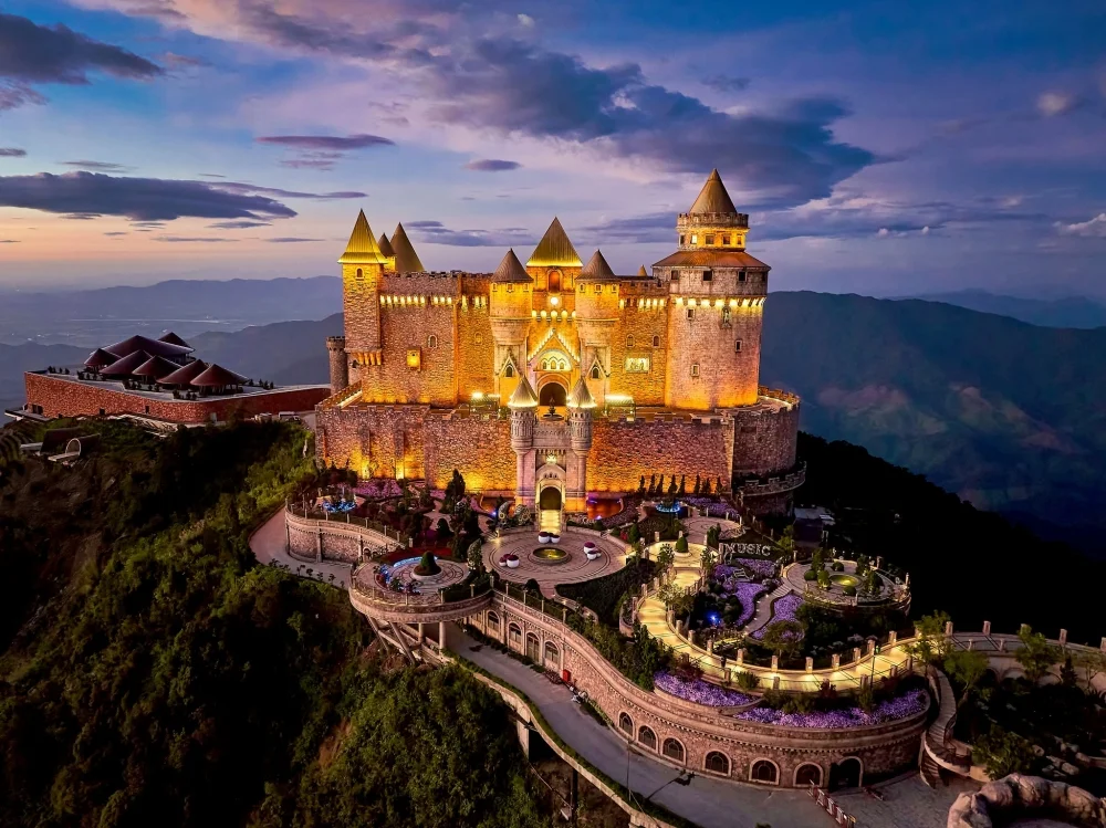 Mercure Danang French Village Bana Hills - Khách sạn cao cấp quốc tế