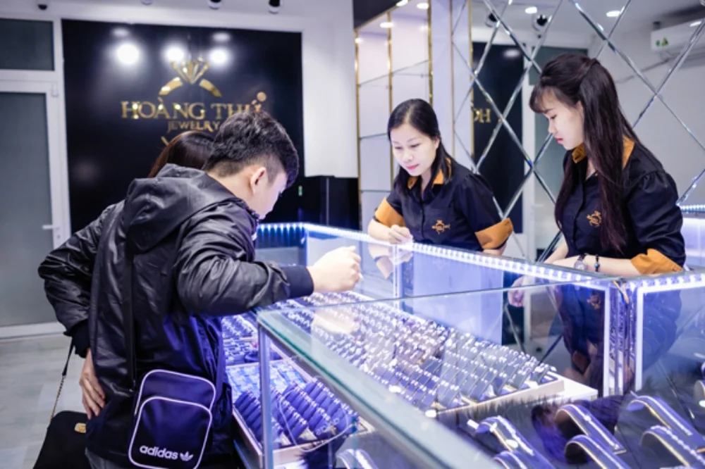 Về thương hiệu Hoàng Thứ Jewelry