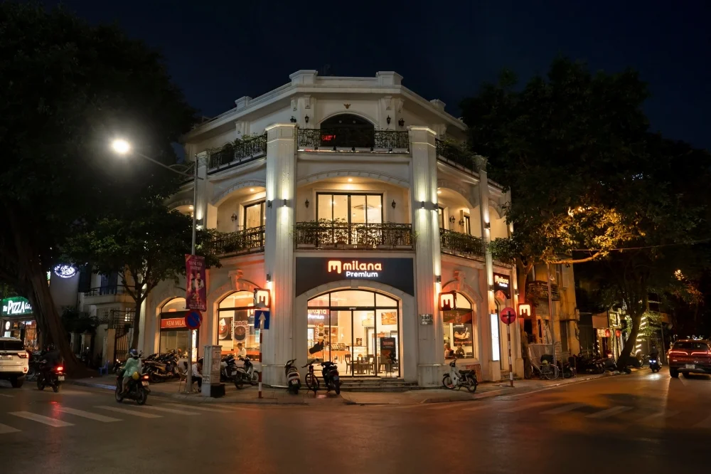 La Milana (cửa hàng đầu tiên): 150B Bùi Thị Xuân, Hai Bà Trưng.
