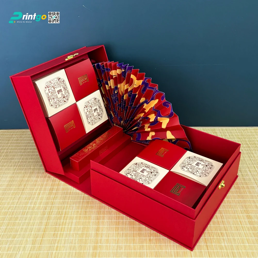 Hộp bánh trung thu Tiến Lợi với quy cách hộp 2 cánh mở giữa với hiệu ứng Pop-u