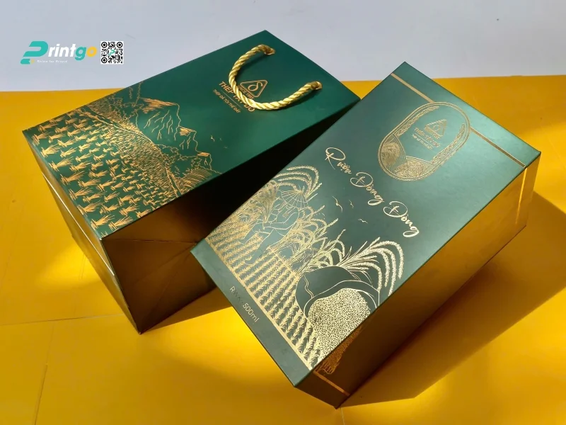 Một số sản phẩm được lựa chọn gia công ép nhũ tại Printgo - hộp đựng rượu