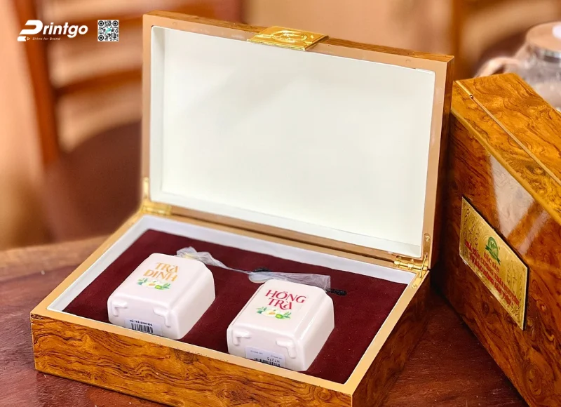Hộp đựng chè chất liệu gỗ sơn mài