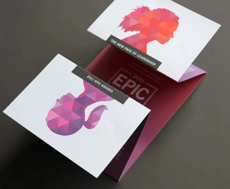 Brochure gấp sáng tạo zig-zag