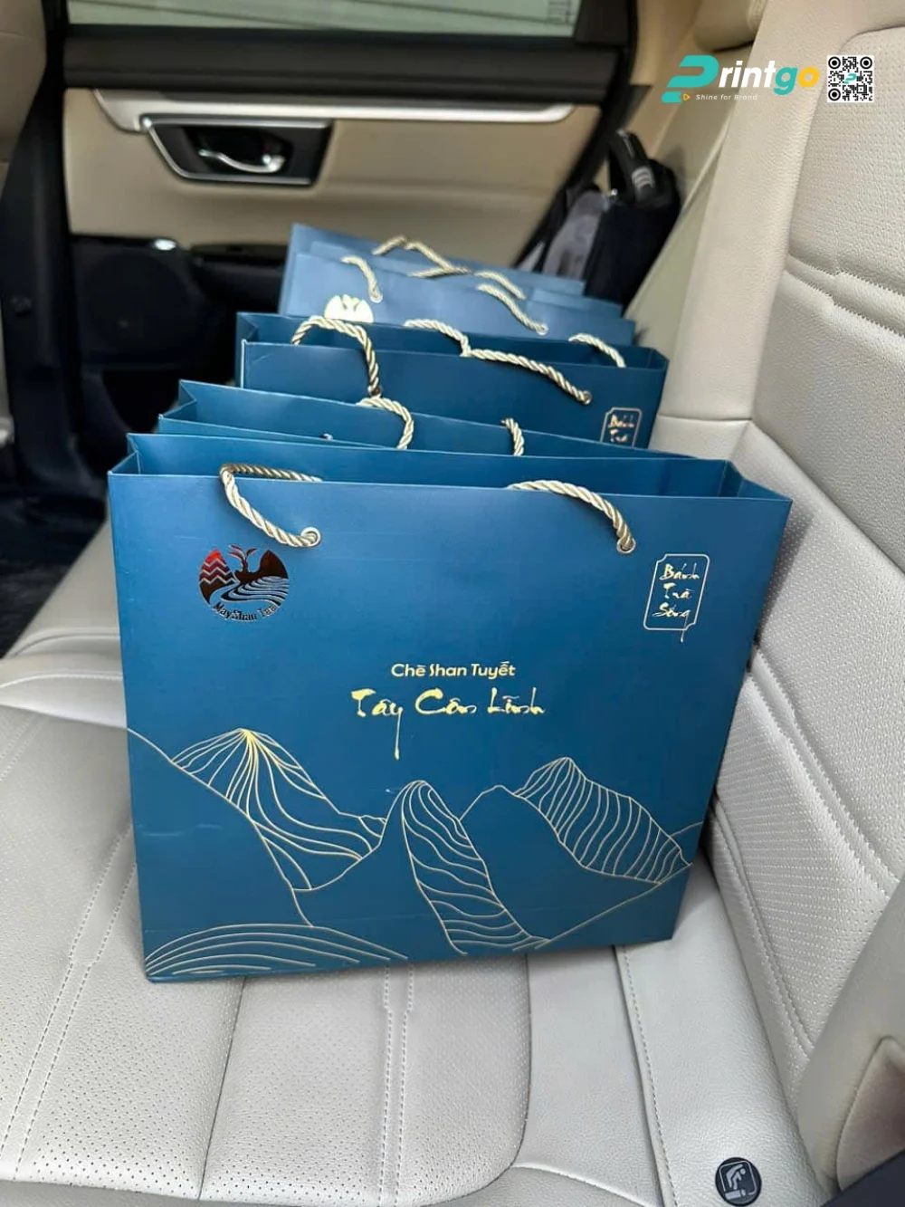 Hộp đựng trà Chè Shan Tuyết Tây Côn Lĩnh có túi cùng thiết kế