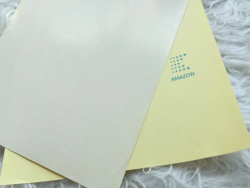 Giấy in decal Amazon chấm xanh