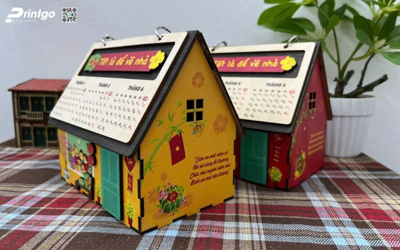 Mẫu lịch để bàn độc đáo bằng gỗ