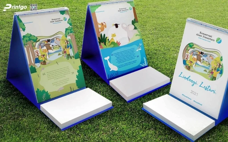 Mẫu lịch bàn độc quyền chữ M 