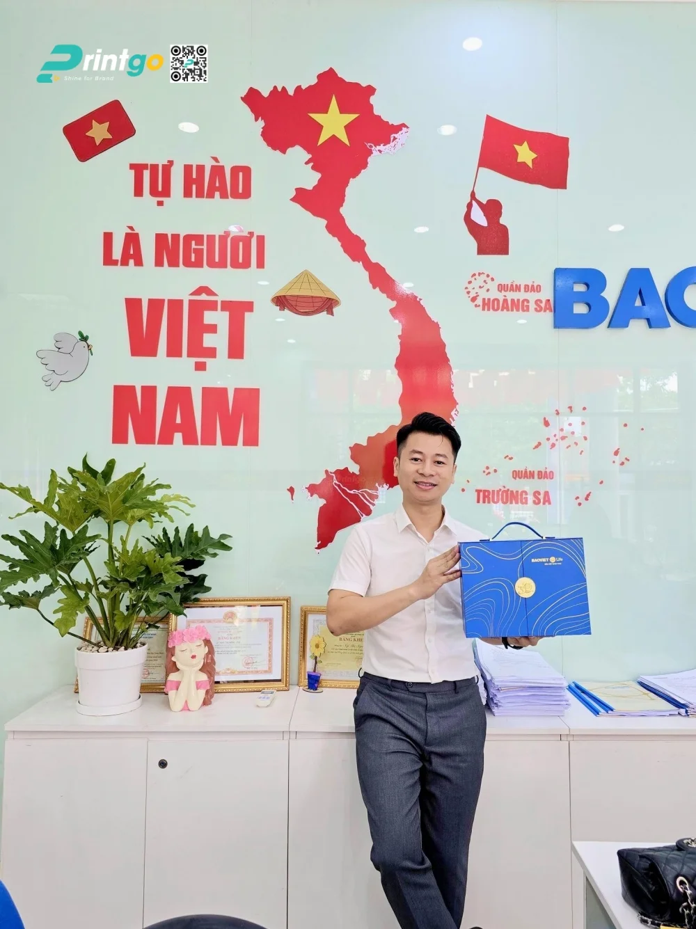 Hộp bánh trung thu Bảo Việt là một tặng phẩm ý nghĩa đối với đối tác, nhân viên và khách hàng