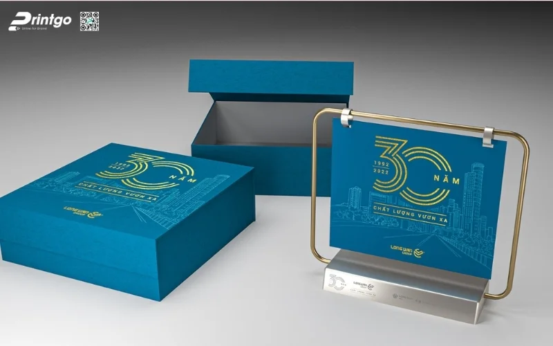 Bộ sưu tập 99+ mẫu lịch khung kim loại độc đáo, sang trọng nhất Tết 2026 Bộ sưu tập 99+ mẫu lịch khung kim loại độc đáo, sang trọng nhất Tết 2026
