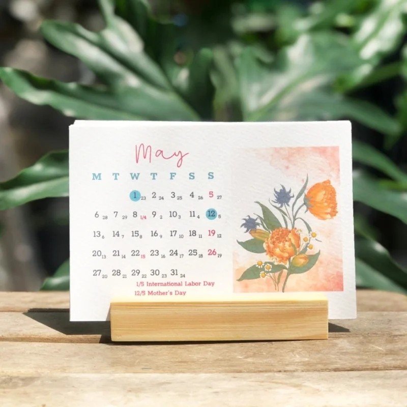 In lịch để bàn theo yêu cầu dạng gỗ độc quyền 