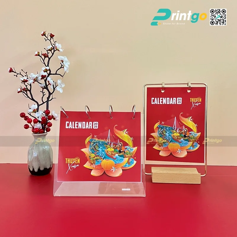In lịch để bàn theo yêu cầu dạng mica 
