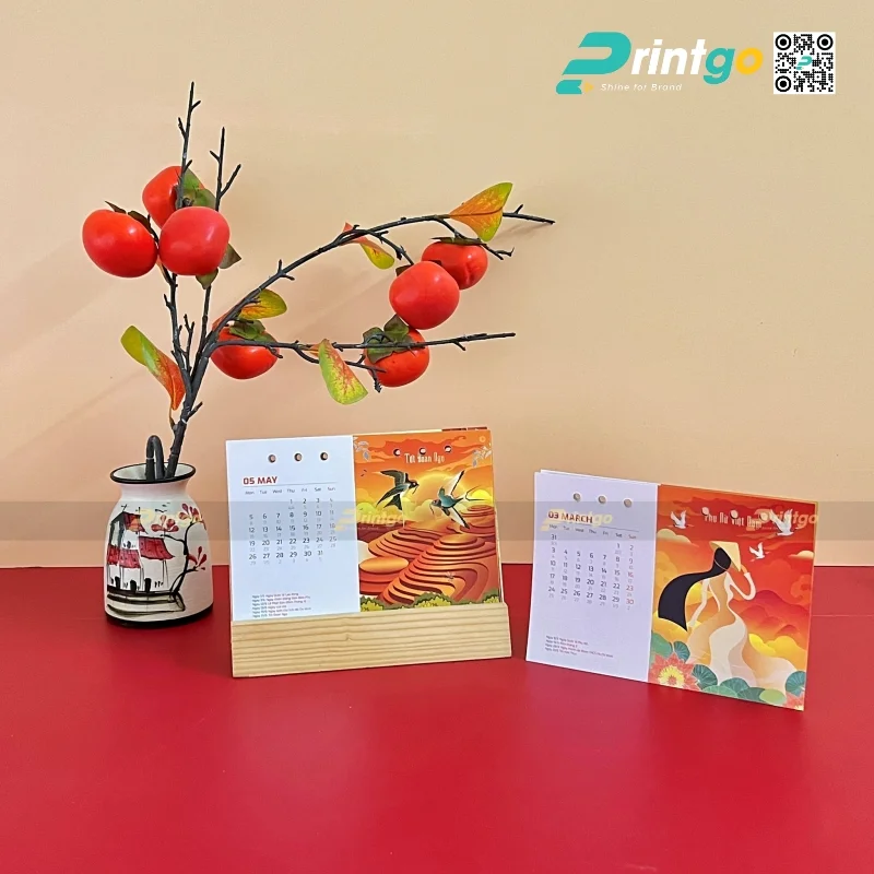 In lịch để bàn theo yêu cầu dạng gỗ độc lạ