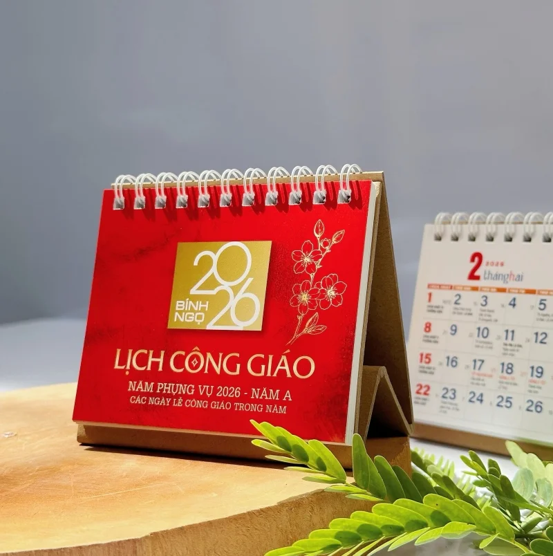 Lịch để bàn Công giáo thiết kế sang trọng 