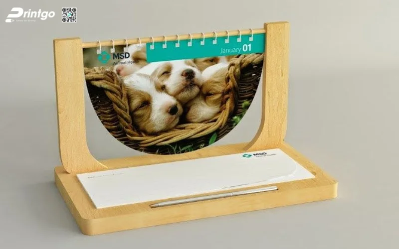 Mẫu lịch để bàn độc đáo bằng gỗ