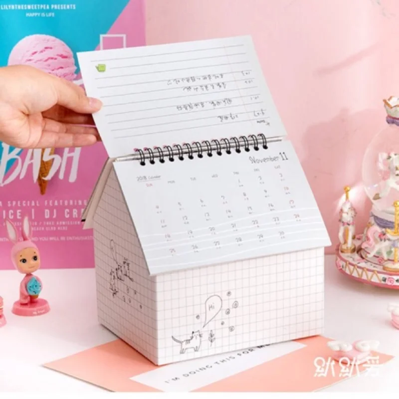Mẫu lịch ngôi nhà giấy đáng yêu 
