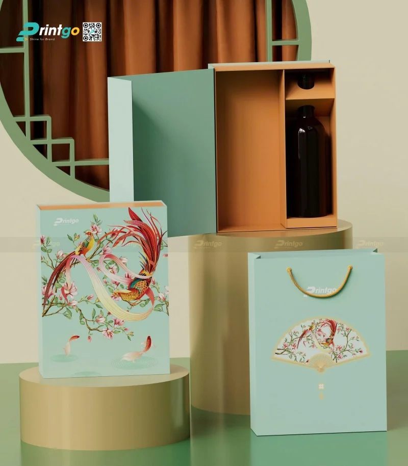 Hộp quà tết Phượng Vũ do Printgo thiết kế trong catalogue tết 2026