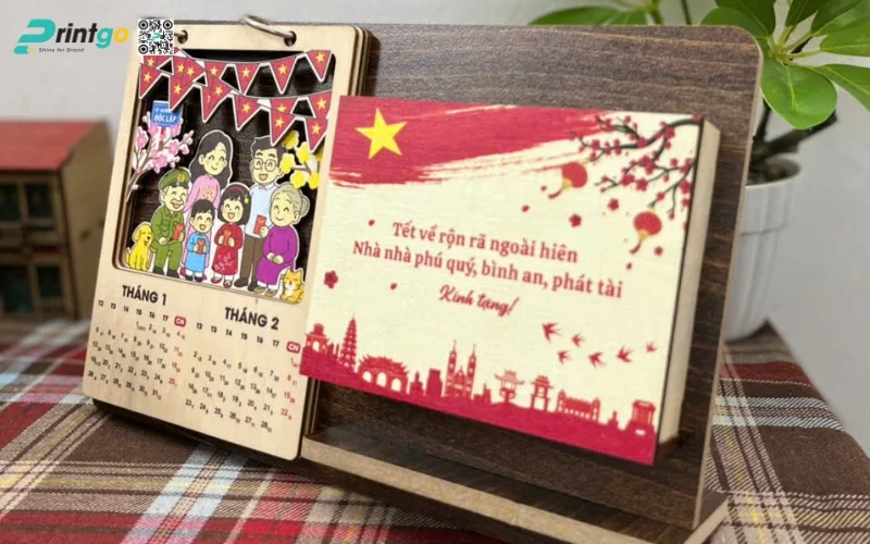 Mẫu lịch để bàn độc đáo bằng gỗ