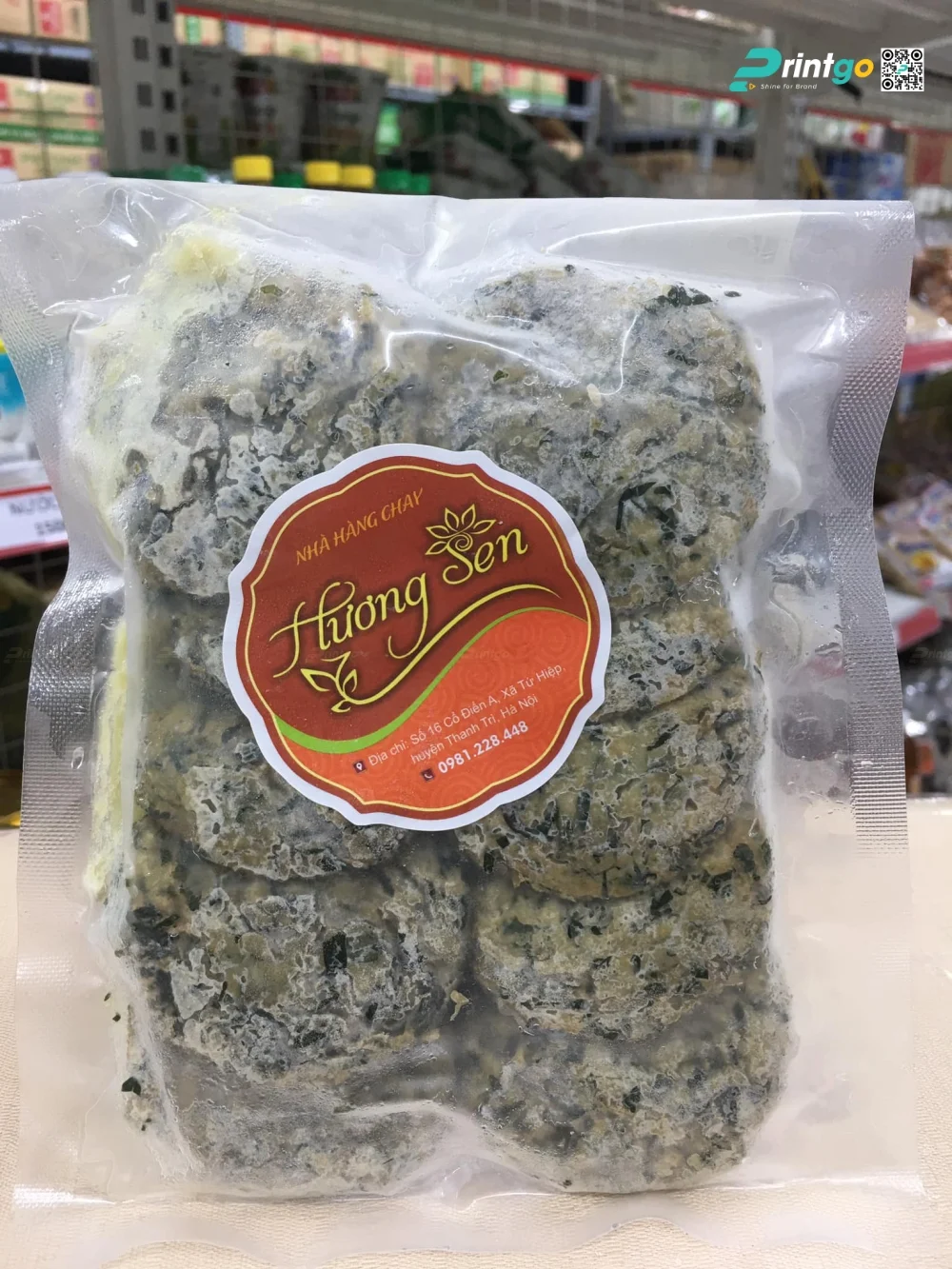 Bao bì của Hương Sen chỉ là những chiếc túi hút chân không dán tem tròn thủ công