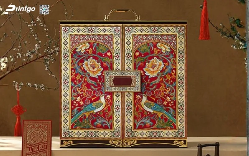 Mẫu hộp quà tết quai xách bằng kim loại