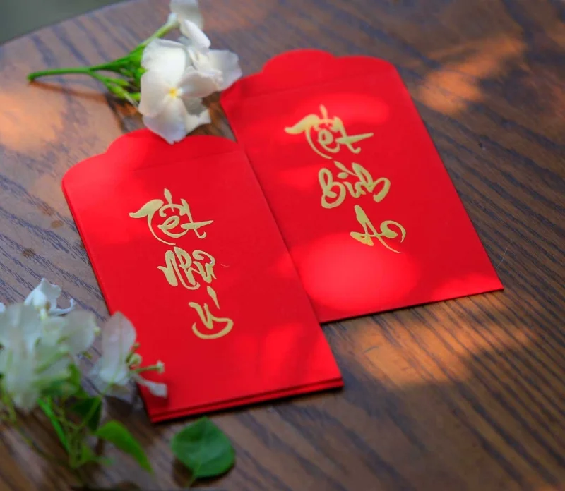 Mẫu bao lì xì viết thư pháp mang lại may mắn 