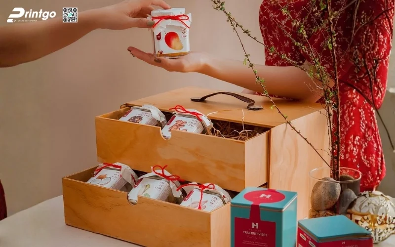Bộ sưu tập các mẫu hộp quà tết 2 tầng sang trọng 