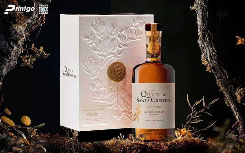 Mẫu hộp quà tết có rượu chivas sang trọng