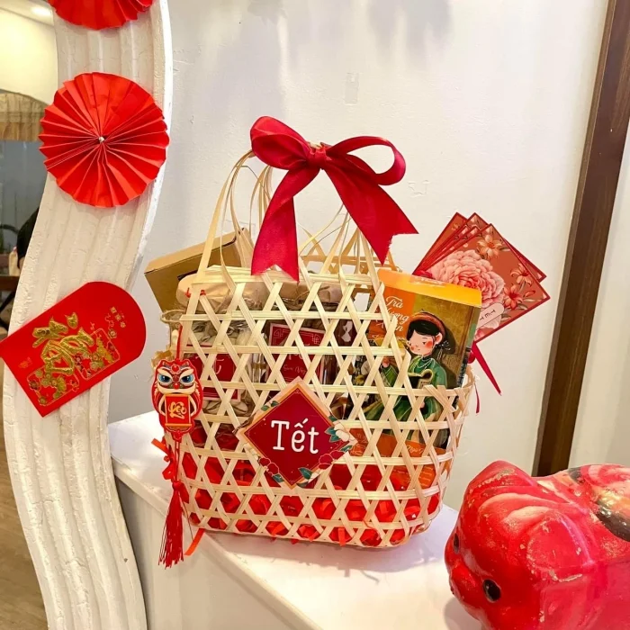 Giỏ quà Tết tặng bạn bè