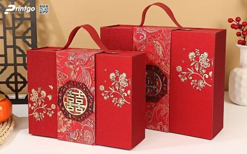 Mẫu hộp quà tết bọc nhung có quai xách