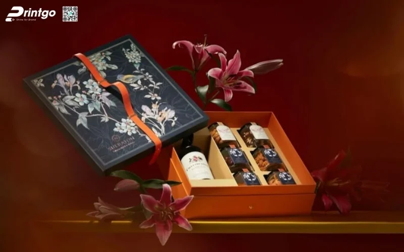 Mẫu hộp quà tết có quai xách bằng da