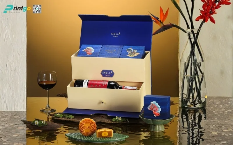 Mẫu hộp quà tết có rượu vang sang trọng