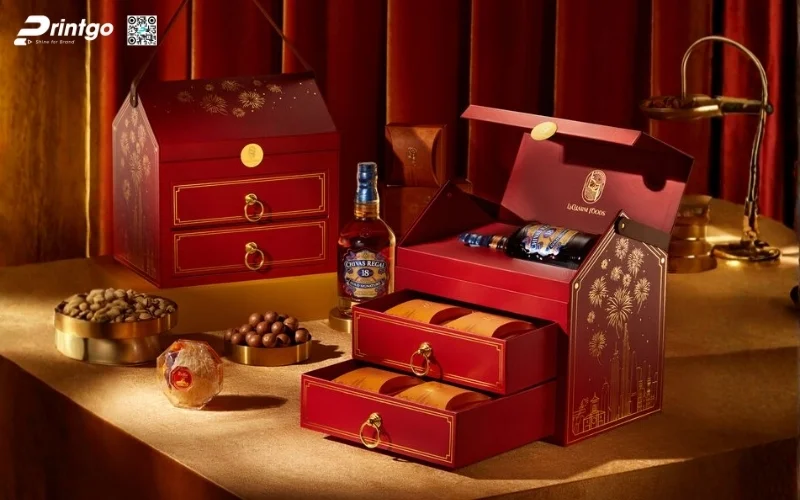Mẫu hộp quà tết có rượu chivas cao cấp