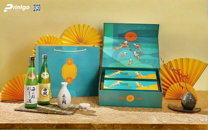 Mẫu hộp quà tết có rượu chivas sang trọng