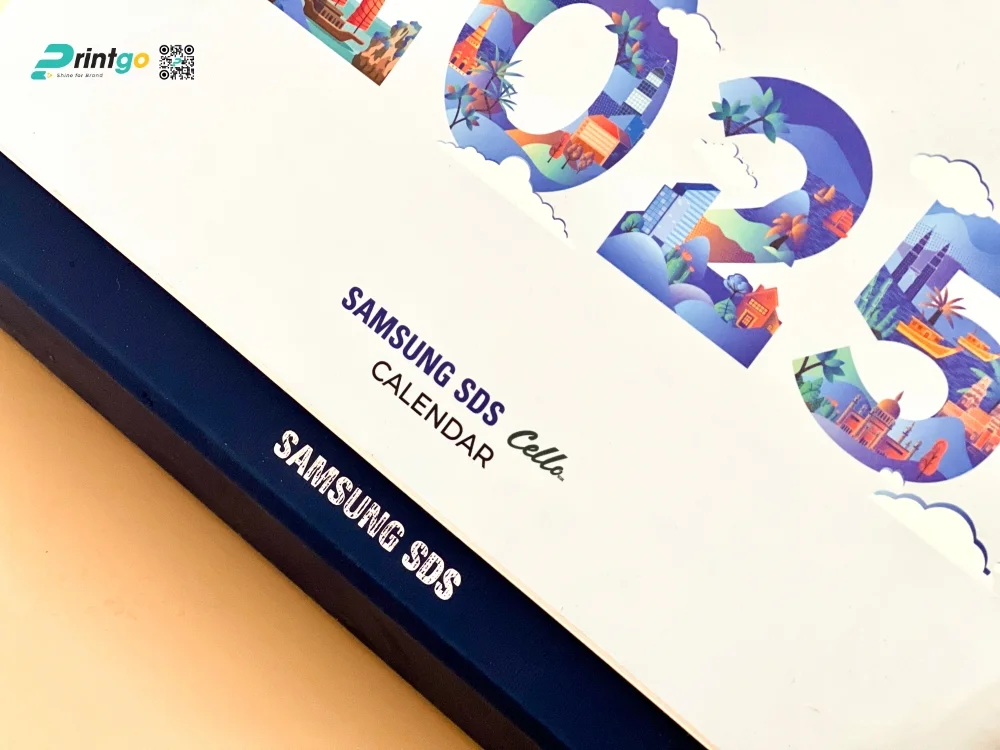 Lịch tết SamSung do Printgo thực hiện áp dụng gia công ép kim