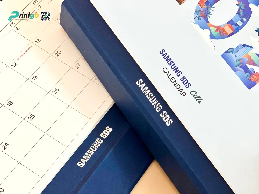 Lịch tết SamSung do Printgo thực hiện nổi bật với logo ép kim bạc