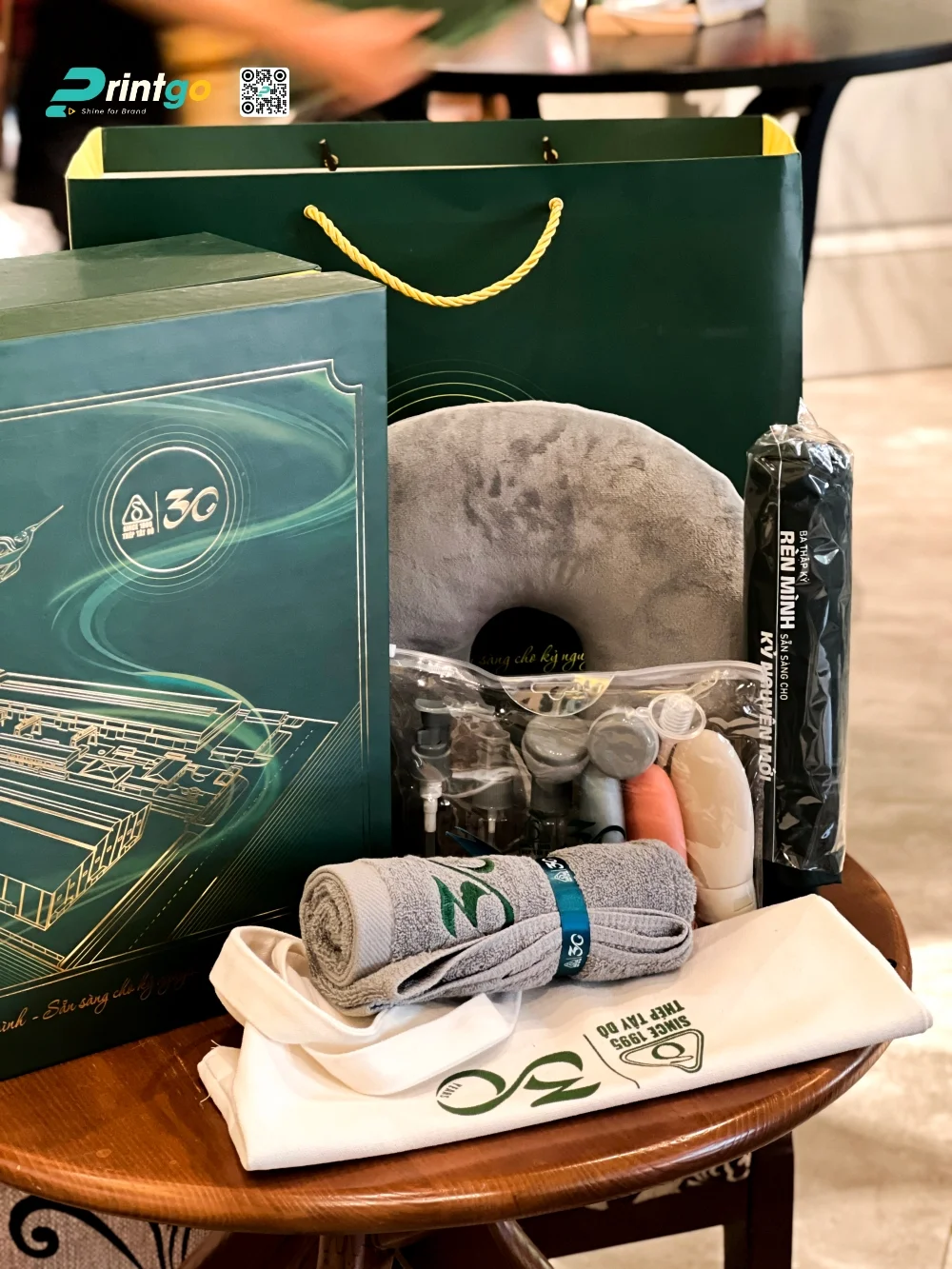 Một số hình ảnh thực tế của bộ quà tặng thương hiệu kỷ niệm 30 năm Thép Tây Đô