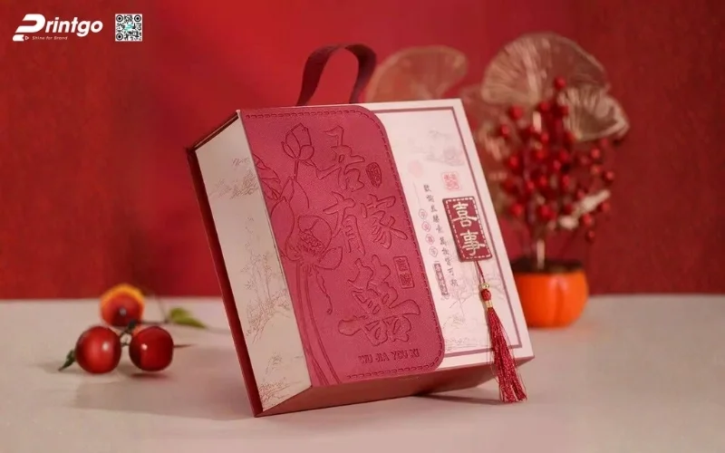 Mẫu hộp quà tết có quai xách bằng vải
