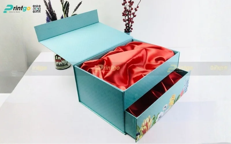 Lưu ngay những mẫu hộp quà tết 2 tầng sang trọng 