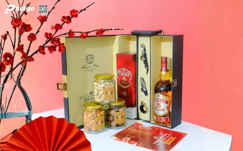 Mẫu hộp quà tết có rượu chivas cao cấp