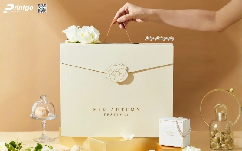 Bộ sưu tập mẫu hộp quà tết có quai xách bằng da