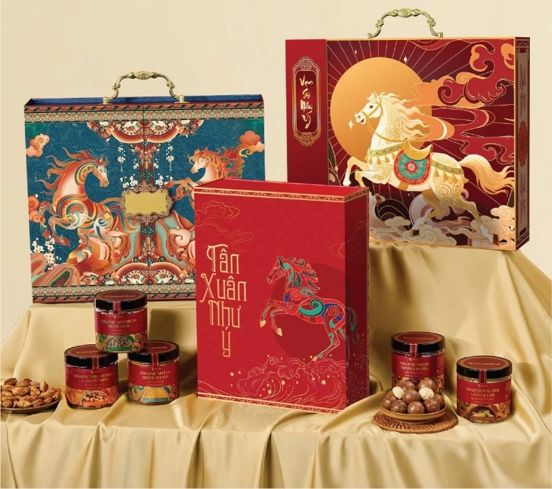 Hộp quà theo chủ đề năm Bính Ngọ chuyên nghiệp
