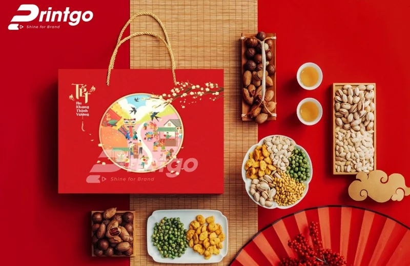 Túi giấy đựng quà tết Phiên Chợ tết do Printgo thiết kế và in ấn