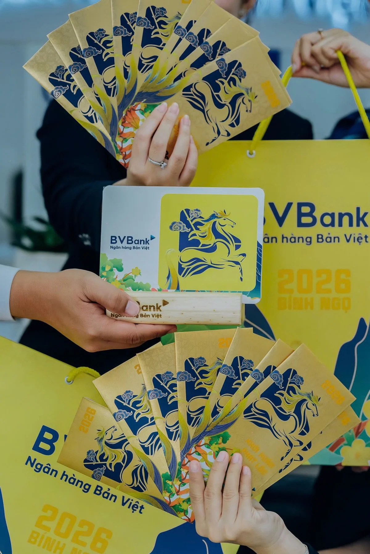 Khám phá những mẫu bao lì xì ngân hàng tại Việt Nam Khám phá những mẫu bao lì xì ngân hàng tại Việt Nam