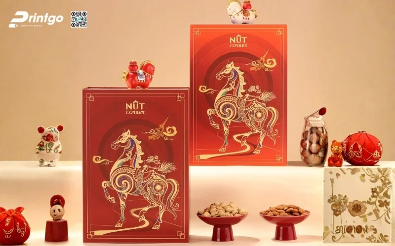 Hộp quà tết luxury thiết kế linh vật con ngựa