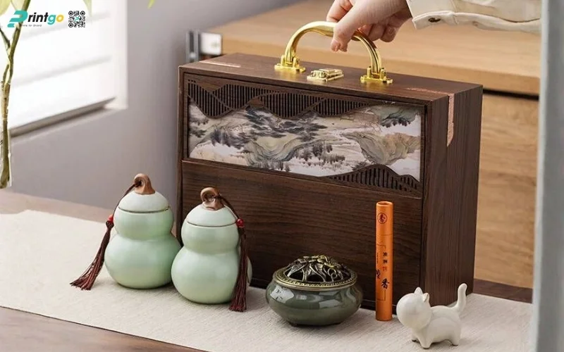 Mẫu hộp quà tết bằng gỗ có quai xách độc đáo