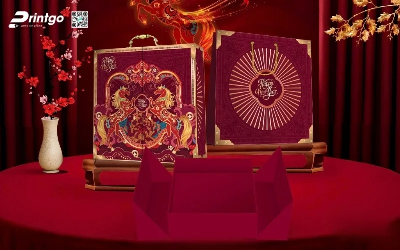 Hộp quà tết luxury thiết kế linh vật con ngựa