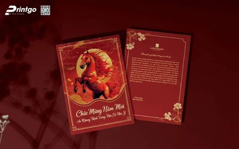 Mẫu thiệp chúc mừng năm mới con ngựa màu đỏ may mắn