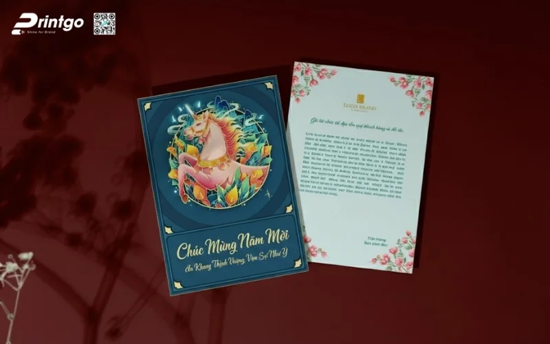 Mẫu thiệp chúc mừng năm mới con ngựa màu xanh hy vọng