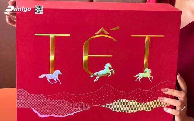 Hộp quà tết luxury thiết kế linh vật con ngựa