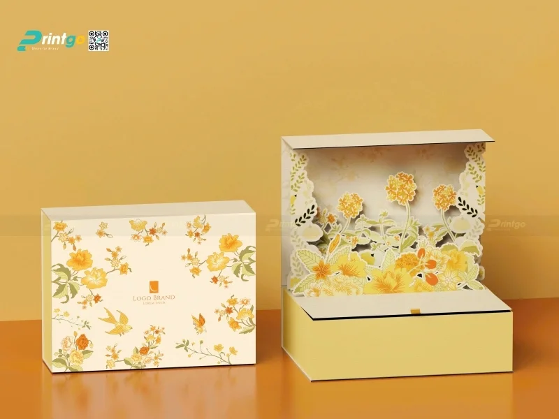 Hộp quà tết màu vàng được thiết kế bởi Printgo